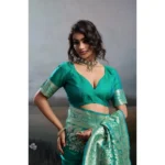 Generic Women's Silk Blend Printed Saree With Unstitched Blouse 5.5Mtr (Teal Green) - Image 2